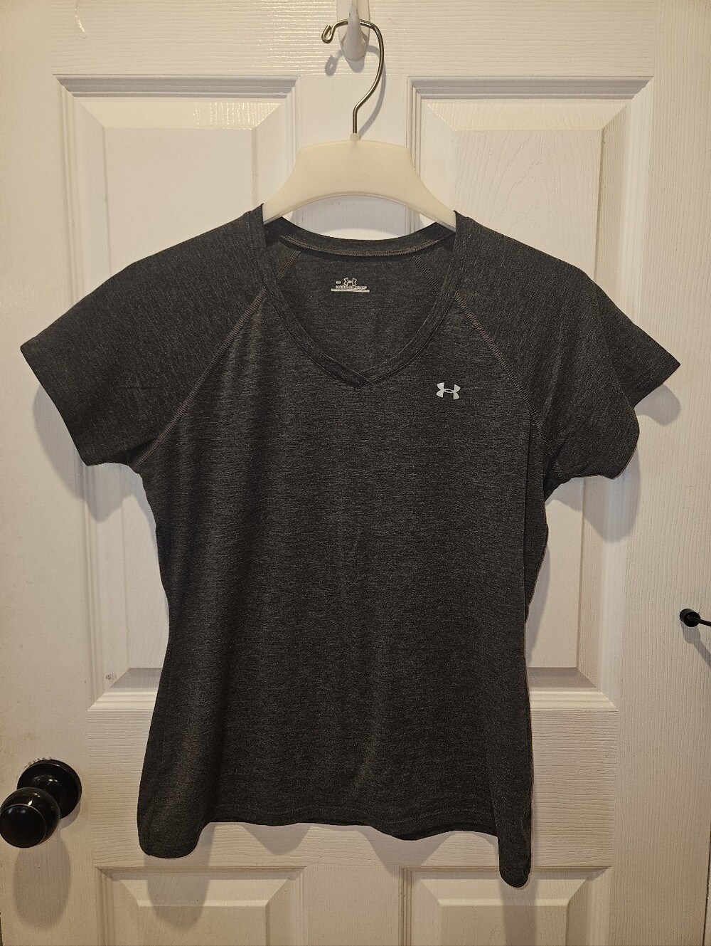Under Armour Charcoal Heather V-Neck Active Tee